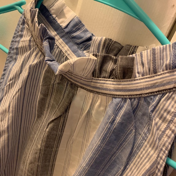 Dress Up detailed top! - Picture 2 of 3